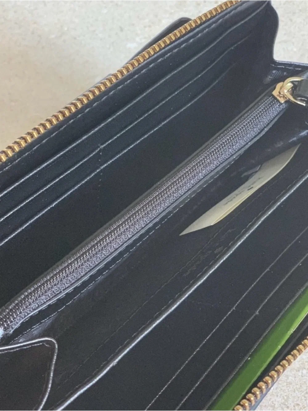 Kate Spade New York Nisha Robinson Street Zip Around Wallet - Black - NWT